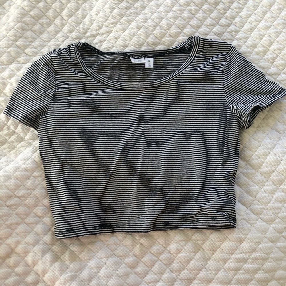 BP b&w Crop Top